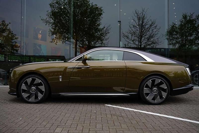 Goud Gebruikt 2024 Rolls Royce Spectre Sedan | € 399.888 - Afbeelding 1/4