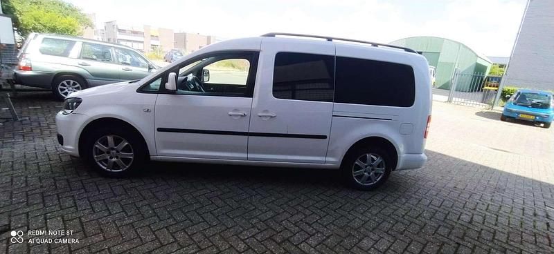 Wit Occasion 2012 VW Caddy Maxi Highline MPV | € 7.612 (Eerlijke prijs) - Afbeelding 1/4
