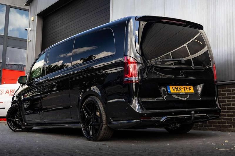 Occasion Mercedes V250 AMG 191 PK (140 kW) 2021 Zwart (metallic) MPV