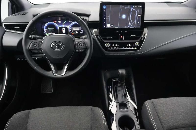 Occasion Toyota Corolla Hybrid Active 140 PK (102 kW) 2024 Blauw Hatchback