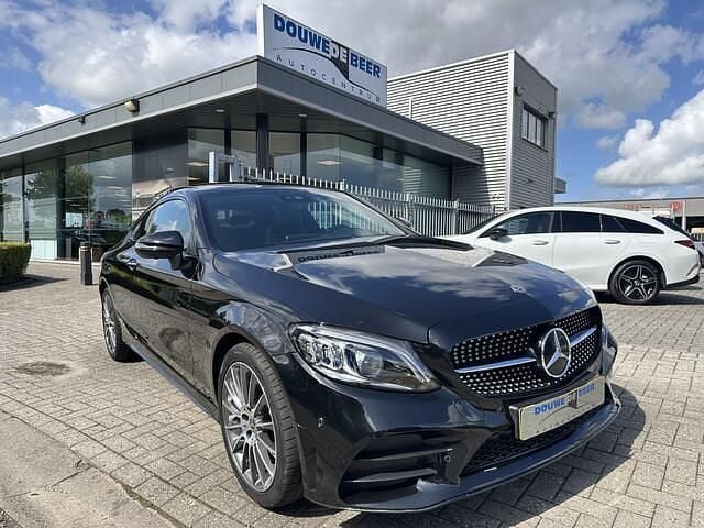 Zwart Gebruikt 2019 Mercedes C180 Premium Plus Coupé | € 32.750 (Duur) - Afbeelding 1/4