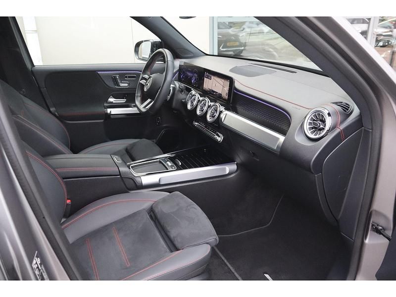 Occasion Mercedes EQB250+ AMG line 140 kW (191 PK) 2024 Grijs SUV