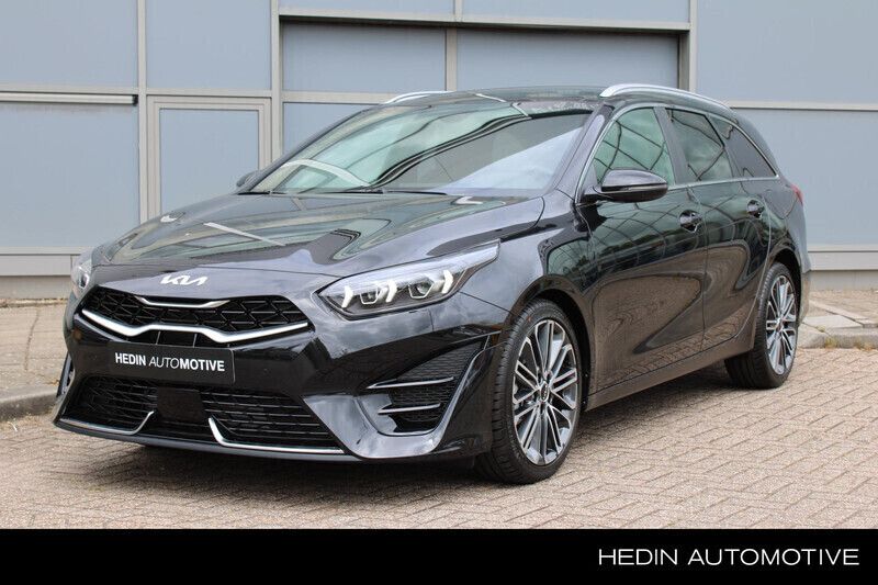 Zwart Nieuw 2025 Kia Ceed Stationwagen | € 38.040 (Eerlijke prijs) - Afbeelding 1/3