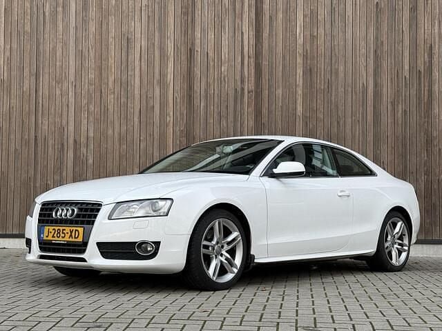 Grijs Gebruikt 2011 Audi A5 Proline Coupé | € 6.950 (Goede deal) - Afbeelding 1/4