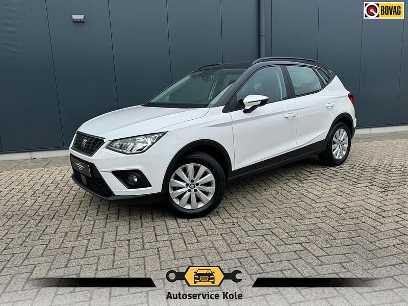Wit Gebruikt 2021 Seat Arona Style SUV | € 16.735 (Goede deal) - Afbeelding 1/4