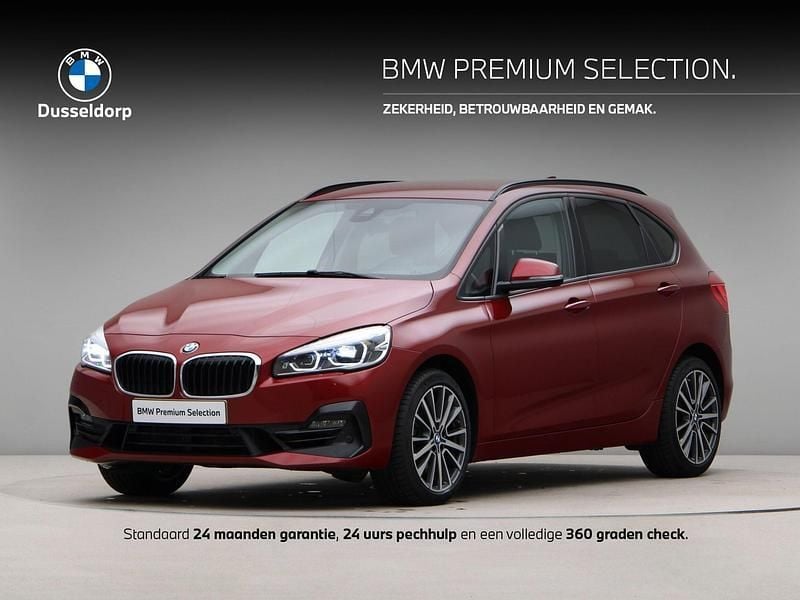 Rood Gebruikt 2019 BMW 225 Active Tourer Sport Line MPV | € 24.900 (Duur) - Afbeelding 1/4