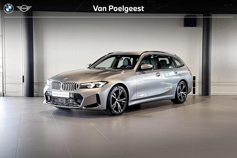 Grijs Occasion 2024 BMW 318 M Sport Stationwagen | € 41.800 (Eerlijke prijs) - Afbeelding 1/4