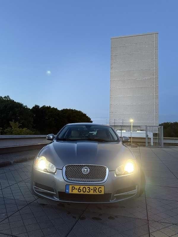 Gebruikt 2008 Jaguar XF Premium Luxury Sedan | € 5.900 (Super prijs) - Afbeelding 1/4
