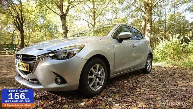 Grijs Gebruikt 2017 Mazda 2 Hatchback | € 9.450 (Eerlijke prijs) - Afbeelding 1/4