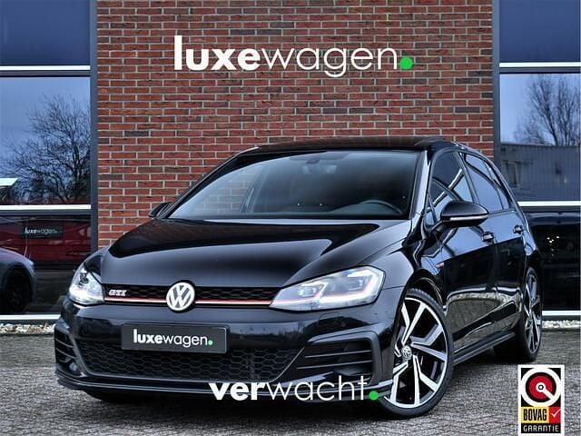 Zwart Gebruikt 2019 VW Golf VII GTI Hatchback | € 23.900 (Goede deal) - Afbeelding 1/4