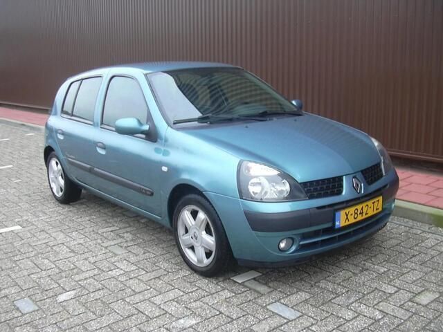 Blauw Gebruikt 2003 Renault Clio II Hatchback | € 1.500 (Goede deal) - Afbeelding 1/4