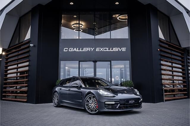 Grijs Occasion 2019 Porsche Panamera Sport Turismo Stationwagen | € 84.995 (Eerlijke prijs) - Afbeelding 1/4