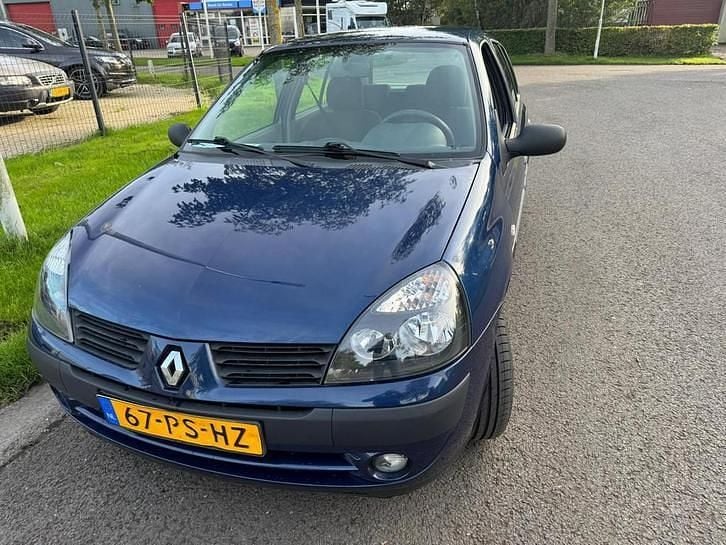 Gebruikt 2004 Renault Clio II Authentique | € 999 (Goede deal) - Afbeelding 1/1