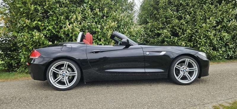 Zwart Gebruikt 2011 BMW Z4 Cabriolet | € 20.250 (Eerlijke prijs) - Afbeelding 1/4