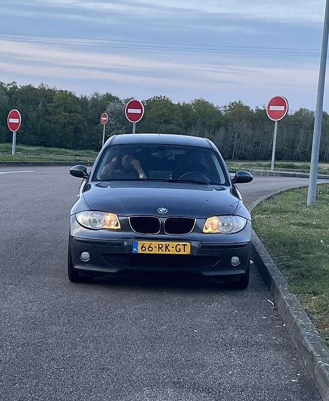 Gebruikt 2005 BMW 116 Hatchback | € 6.000 (Duur) - Afbeelding 1/4