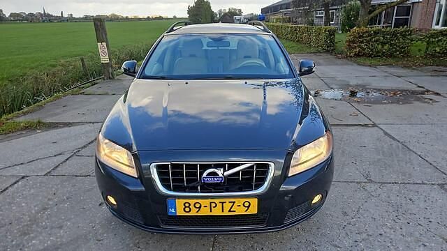 Occasion Volvo V70 Kinetic 163 PK (119 kW) 2011 Grijs Stationwagen