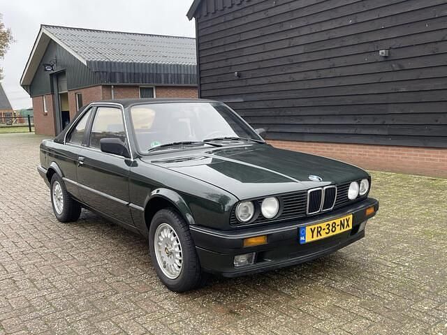 Groen Gebruikt 1990 BMW 316 Cabriolet | € 10.900 - Afbeelding 1/4