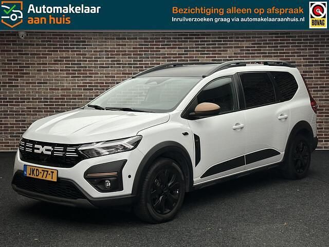 Wit Gebruikt 2024 Dacia Jogger Extreme MPV | € 23.995 (Duur) - Afbeelding 1/4