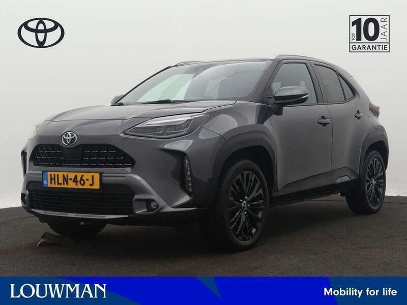 Grijs Gebruikt 2022 Toyota Yaris Cross Limited SUV | € 29.950 (Eerlijke prijs) - Afbeelding 1/3