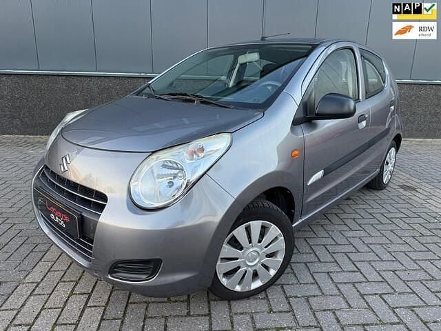 Grijs Gebruikt 2012 Suzuki Alto Comfort Hatchback | € 6.999 (Eerlijke prijs) - Afbeelding 1/4