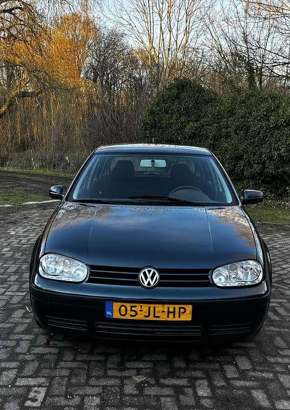 Occasion VW Golf IV 105 PK (77 kW) 2002 Sedan