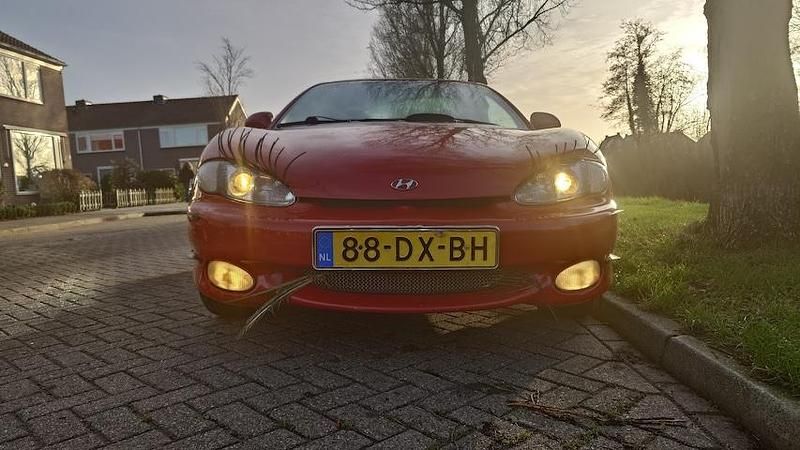 Occasion Hyundai Coupé 139 PK (102 kW) 2000 Rood Coupé