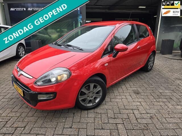Rood Gebruikt 2011 Fiat Punto Evo Business Hatchback | € 4.499 (Iets duurder) - Afbeelding 1/4