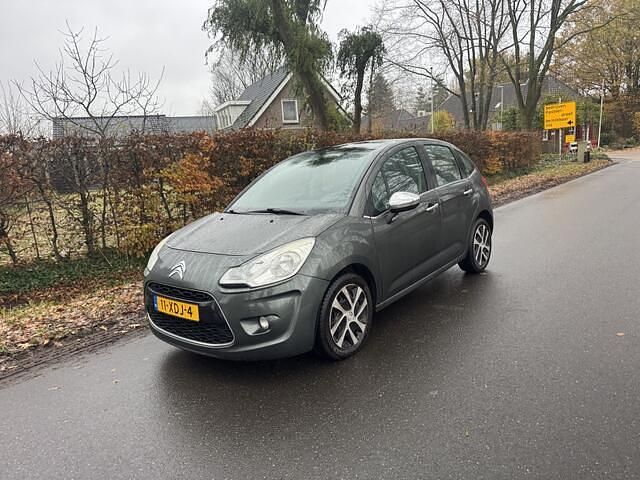 Grijs (metallic) Gebruikt 2012 Citroën C3 Hatchback | € 3.100 (Eerlijke prijs) - Afbeelding 1/4