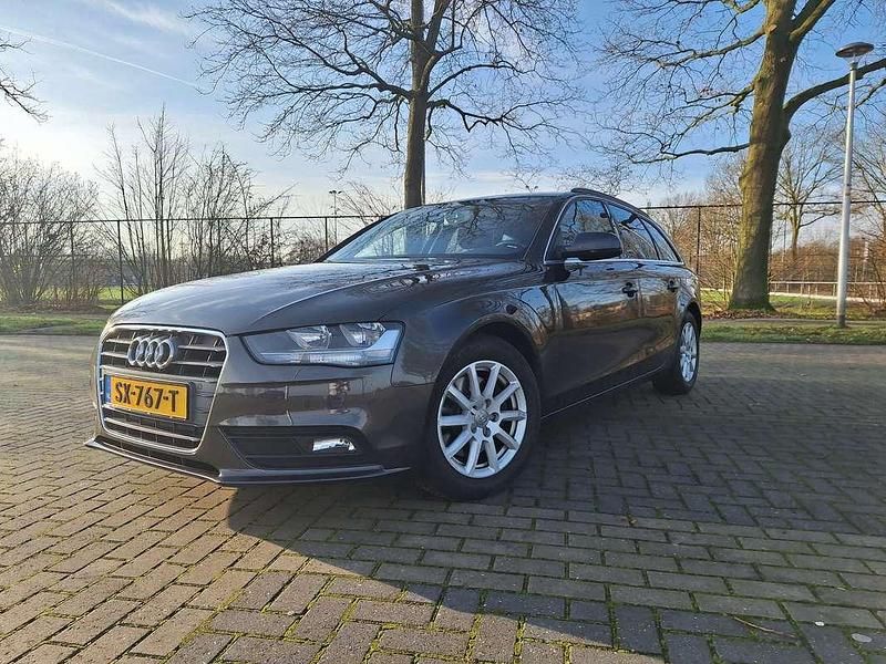 Grijs Gebruikt 2013 Audi A4 Proline Stationwagen | € 8.950 (Goede deal) - Afbeelding 1/4