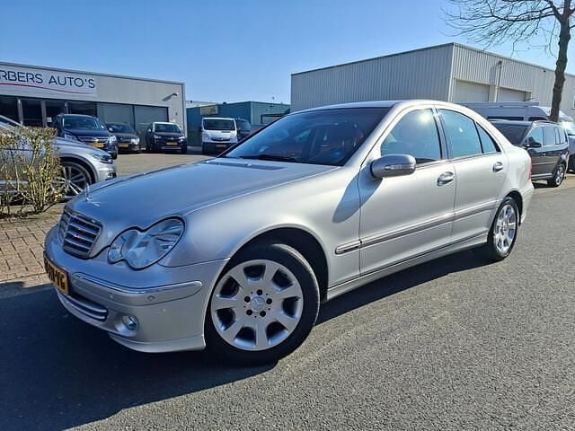 Occasion Mercedes C180 Elegance 143 PK (105 kW) 2004 Grijs (metallic) Sedan