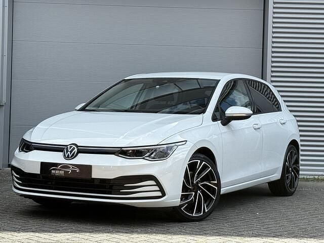 Wit Gebruikt 2020 VW Golf VII Style Hatchback | € 19.950 (Goede deal) - Afbeelding 1/4