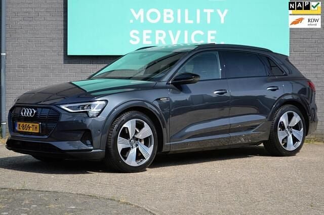 Grijs Gebruikt 2020 Audi e-tron S-Line SUV | € 32.864 (Duur) - Afbeelding 1/4