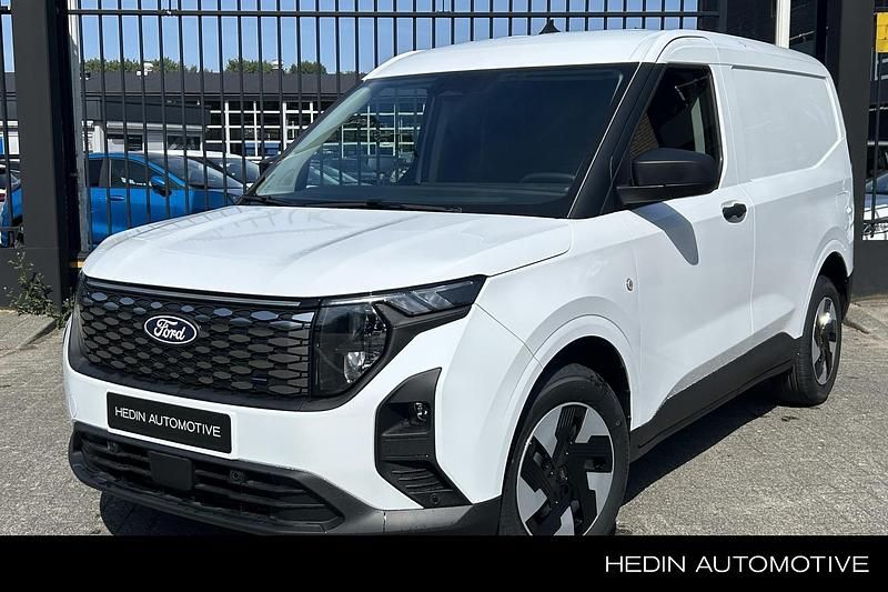 Wit Nieuw 2025 Ford E-Transit Trend Van | € 25.730 (Super prijs) - Afbeelding 1/4