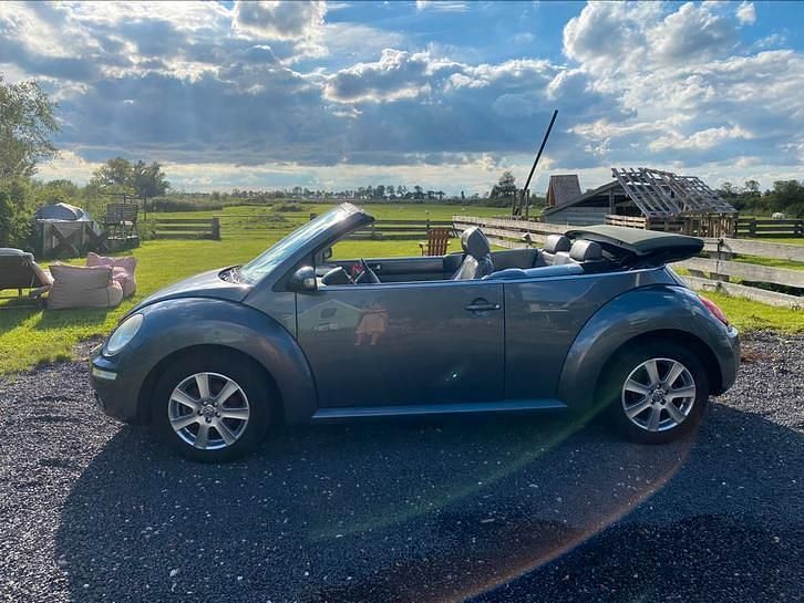 Gebruikt 2006 VW Beetle Highline Cabriolet | € 4.750 (Duur) - Afbeelding 1/4