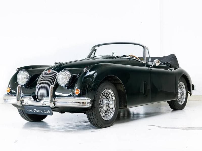 Groenbritish racing green Gebruikt 1960 Jaguar XK Cabriolet | € 117.500 - Afbeelding 1/4