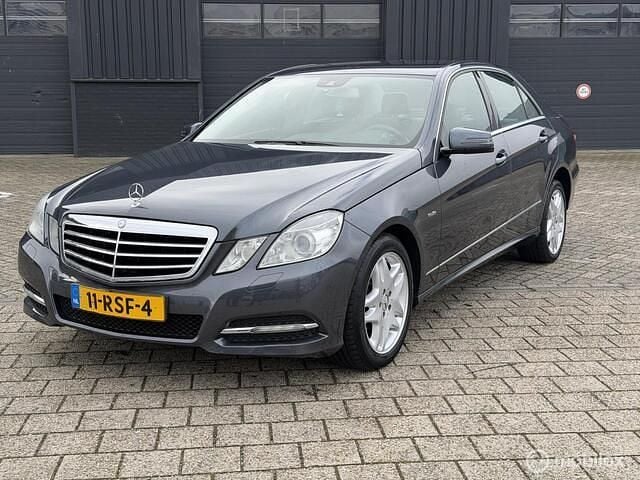 Occasion Mercedes E220 Avantgarde 170 PK (125 kW) 2011 Grijs Sedan