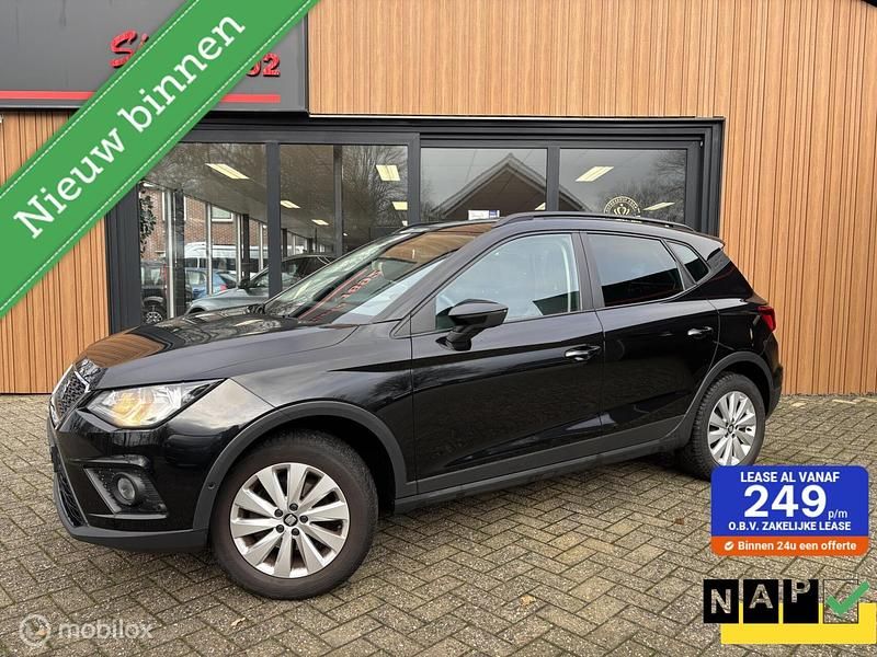 Zwart Gebruikt 2019 Seat Arona Business SUV | € 15.400 (Eerlijke prijs) - Afbeelding 1/3