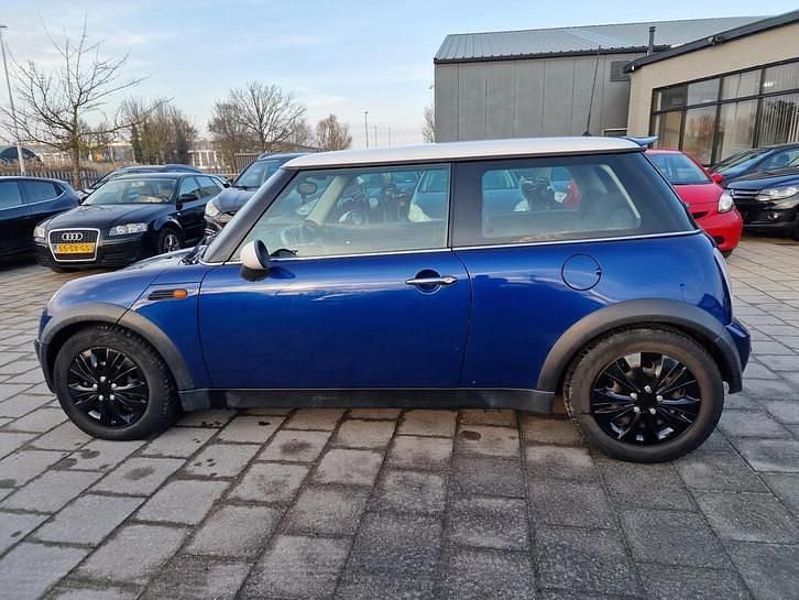 Occasion Mini Cooper Pepper 116 PK (85 kW) 2004 Blauw Hatchback