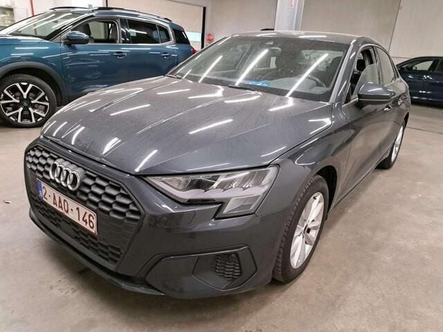 Grijs Gebruikt 2021 Audi A3 Advanced Plus Sedan | € 22.790 (Eerlijke prijs) - Afbeelding 1/3