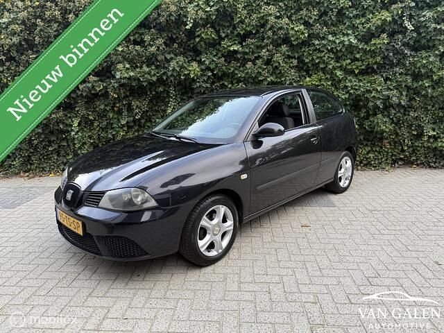 Zwart Gebruikt 2007 Seat Ibiza Hatchback | € 2.249 (Eerlijke prijs) - Afbeelding 1/4