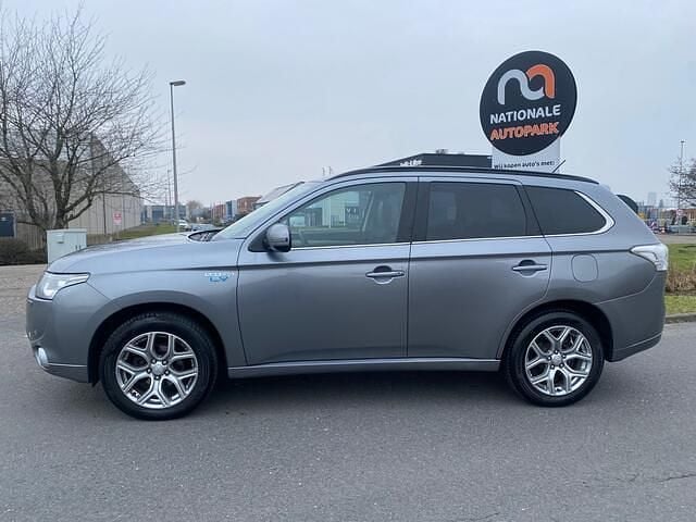 Occasion Mitsubishi Outlander Intense+ 121 PK (88 kW) 2013 Grijs SUV