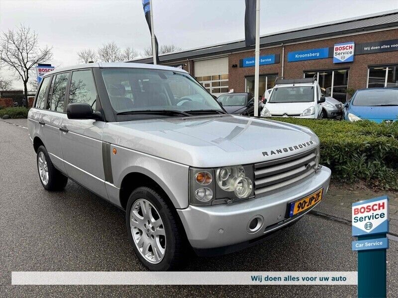 Grijs, metallic lak Gebruikt 2002 Land Rover Range Rover SE SUV | € 4.900 (Iets duurder) - Afbeelding 1/4
