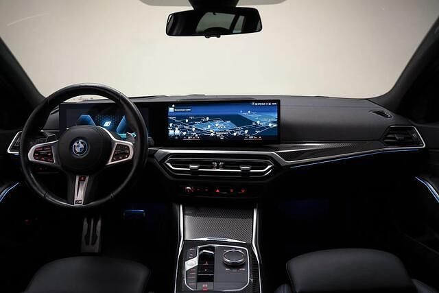 Occasion BMW 330 Executive 184 PK (135 kW) 2022 Zwart Stationwagen