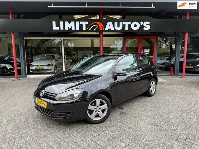 Zwart Gebruikt 2011 VW Golf VI Hatchback | € 5.499 (Eerlijke prijs) - Afbeelding 1/4