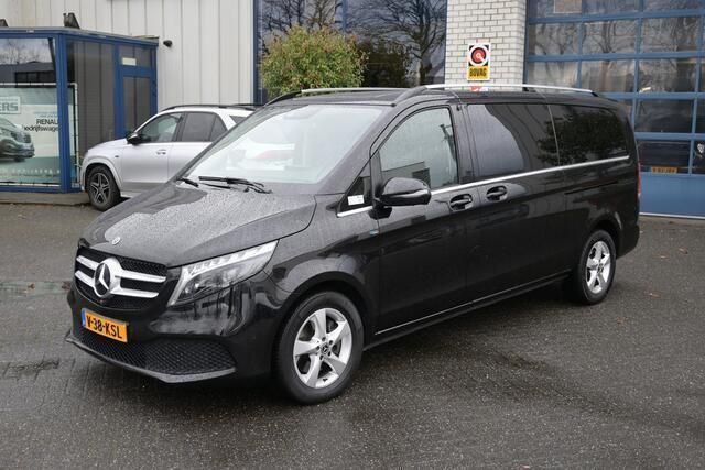Zwart Gebruikt 2023 Mercedes V250 Avantgarde MPV | € 61.950 (Eerlijke prijs) - Afbeelding 1/4
