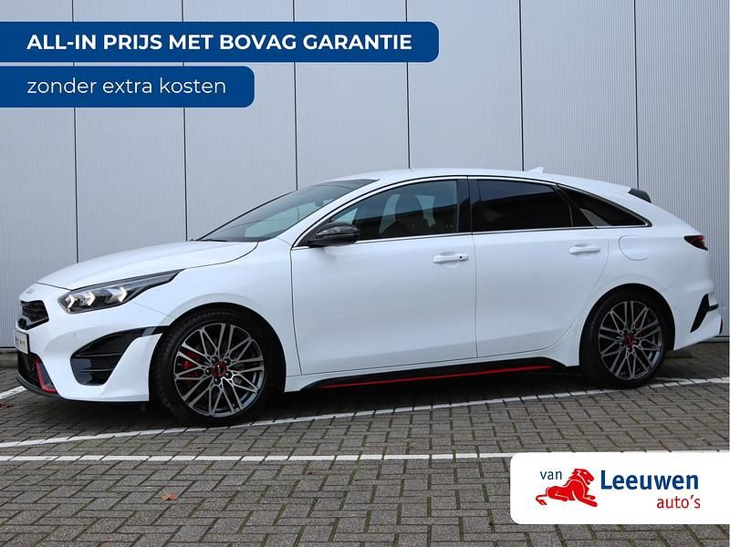 Wit Gebruikt 2023 Kia ProCeed Stationwagen | € 35.995 (Iets duurder) - Afbeelding 1/3