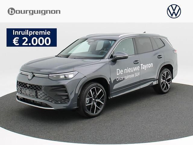 Grijs (metallic) Nieuw 2025 VW Tayron R-line Edition SUV | € 62.950 (Eerlijke prijs) - Afbeelding 1/4