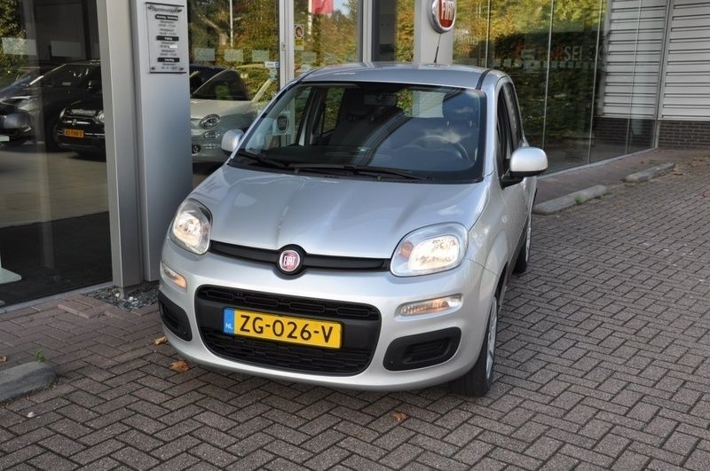 Grijs Gebruikt 2019 Fiat Panda Pop Star Hatchback | € 6.950 (Goede deal) - Afbeelding 1/4
