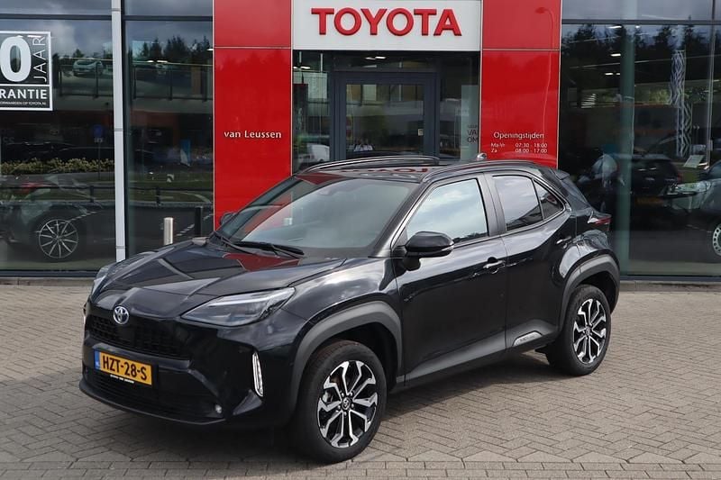 Overig Gebruikt 2024 Toyota Yaris Cross Style SUV | € 29.890 (Eerlijke prijs) - Afbeelding 1/4
