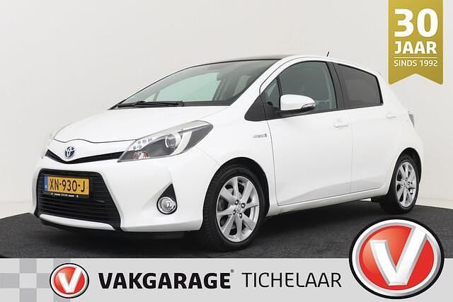Wit Gebruikt 2014 Toyota Yaris Hatchback | € 10.945 (Eerlijke prijs) - Afbeelding 1/4